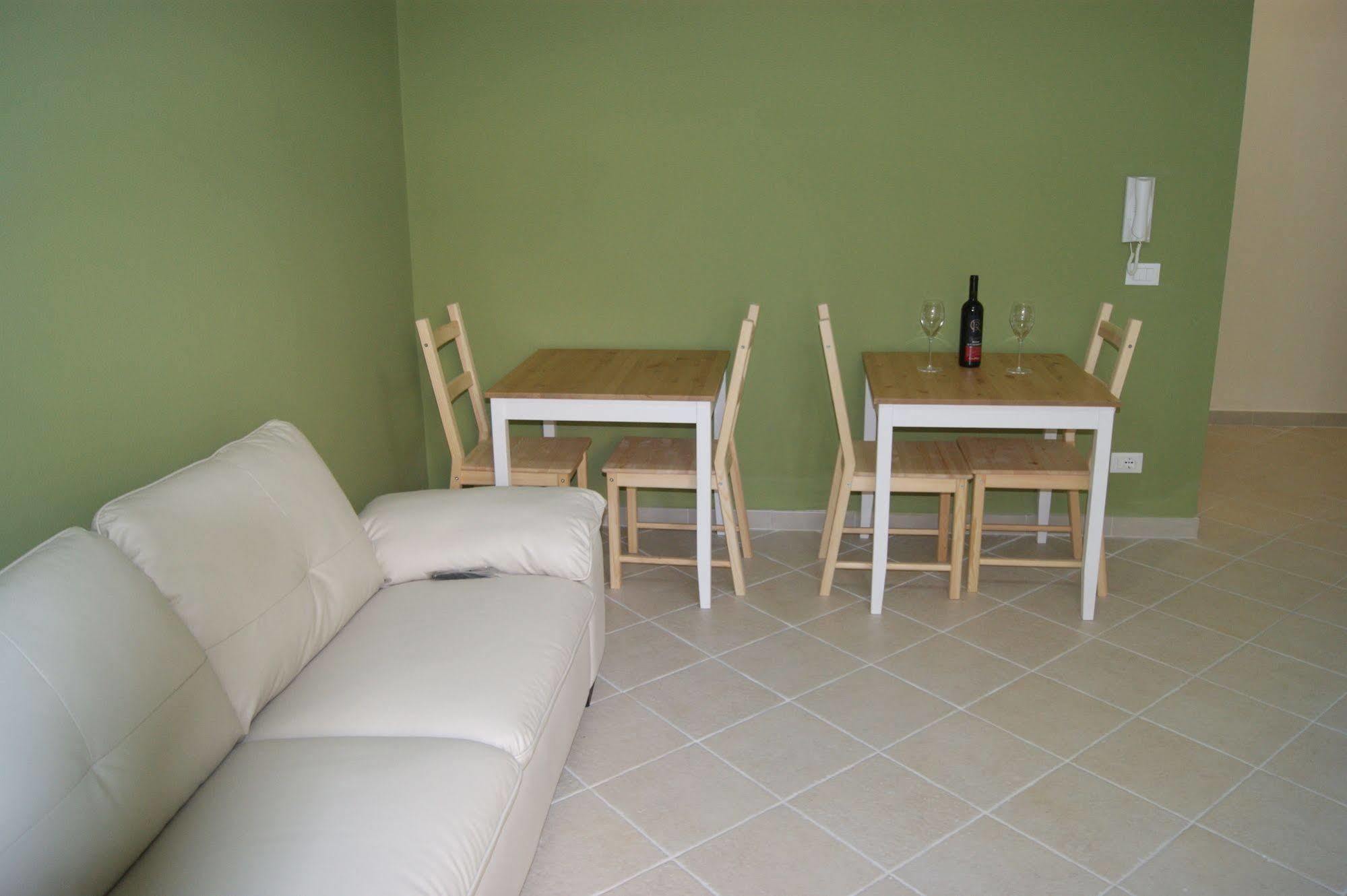 Guest House Golfo Xifonio Augusta Exterior photo